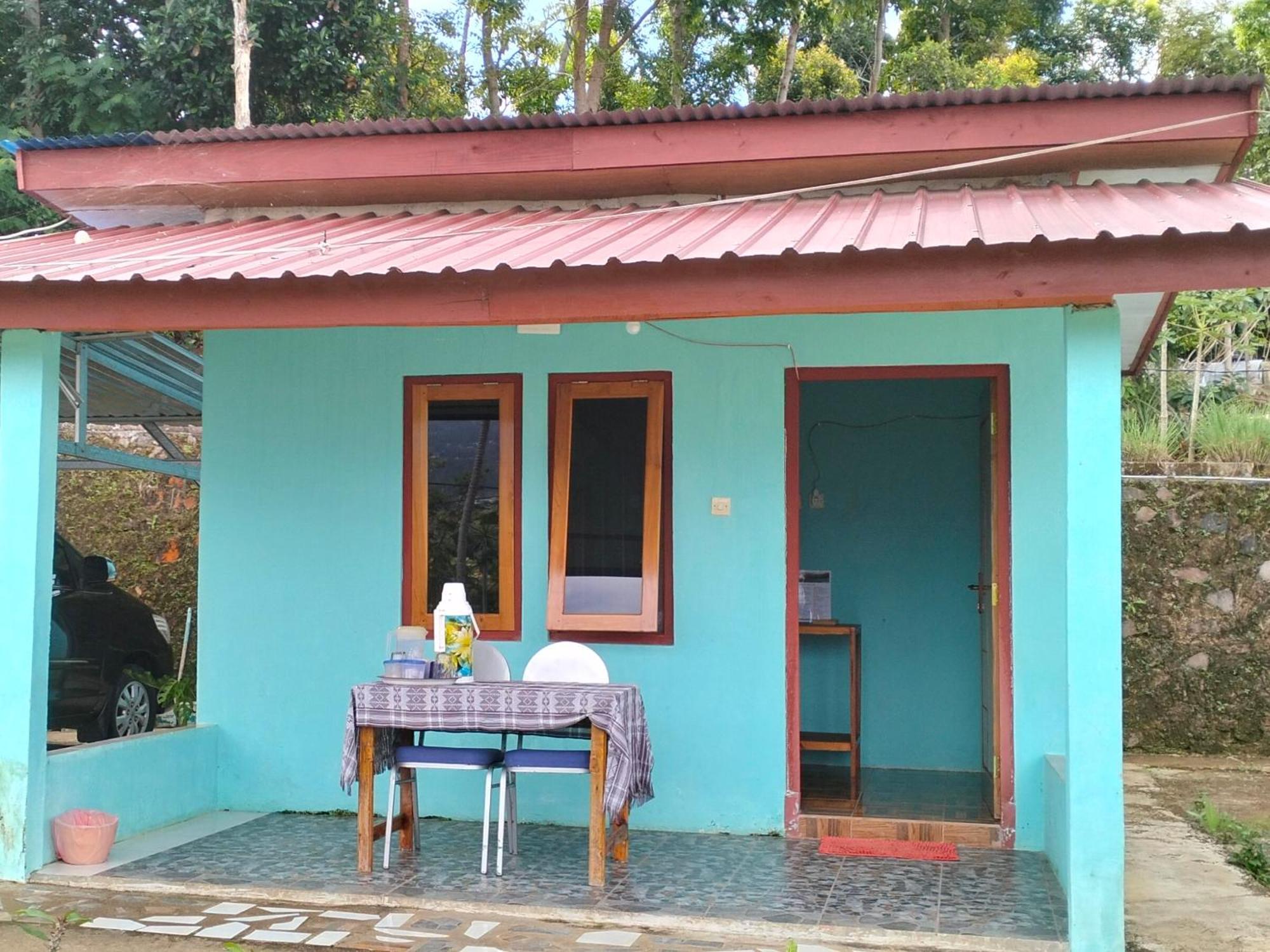 Ferienwohnung Hobbit Hill Ruteng Exterior foto